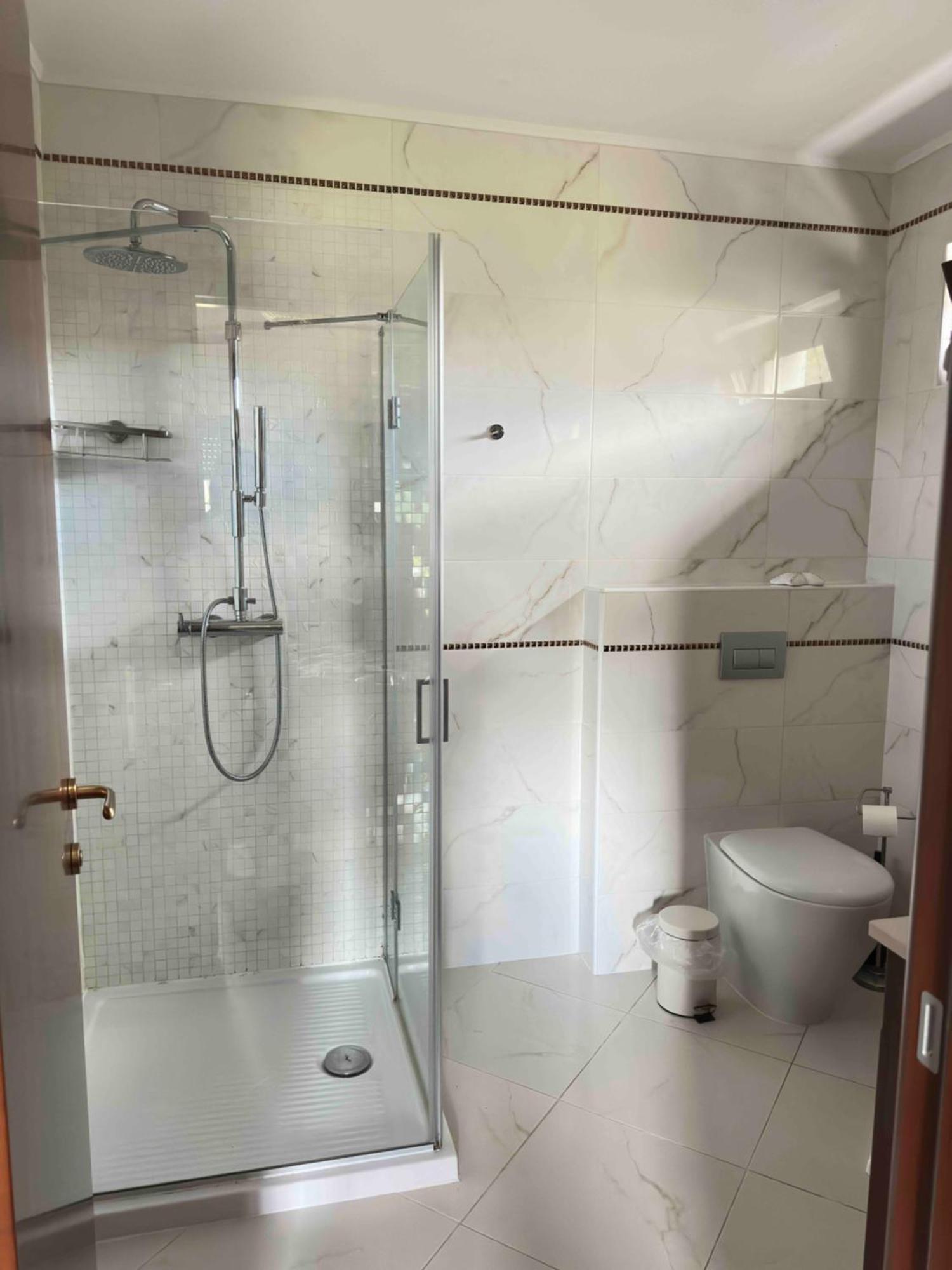 Szent Gyoergy Villa Apartmanhaz Hévíz Oda fotoğraf